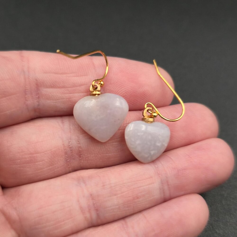 Gold Plated Lavender Jadeite Heart Dangle Earrings A7168 - Picture 3 of 5